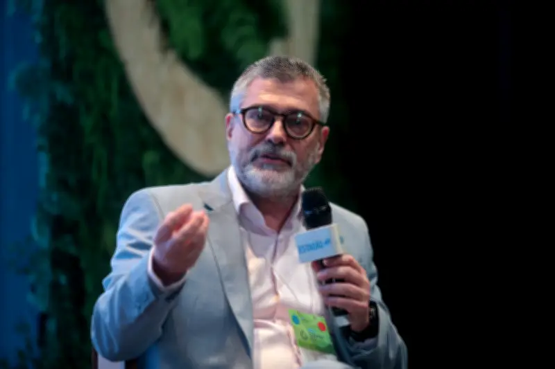 Brasil perde protagonismo energético e precisa focar no consumo, diz Pedrosa