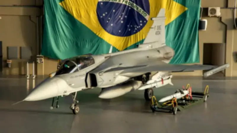 Brasil quer comprar mais 20 caças Gripen da Suécia