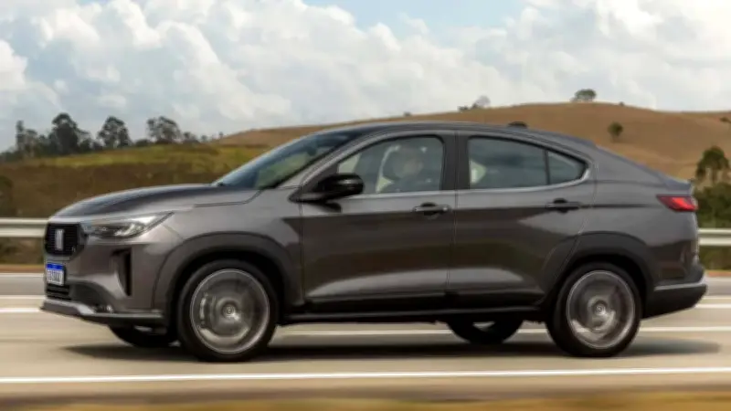BYD critica 'híbridos fake' e mira liderança no mercado brasileiro