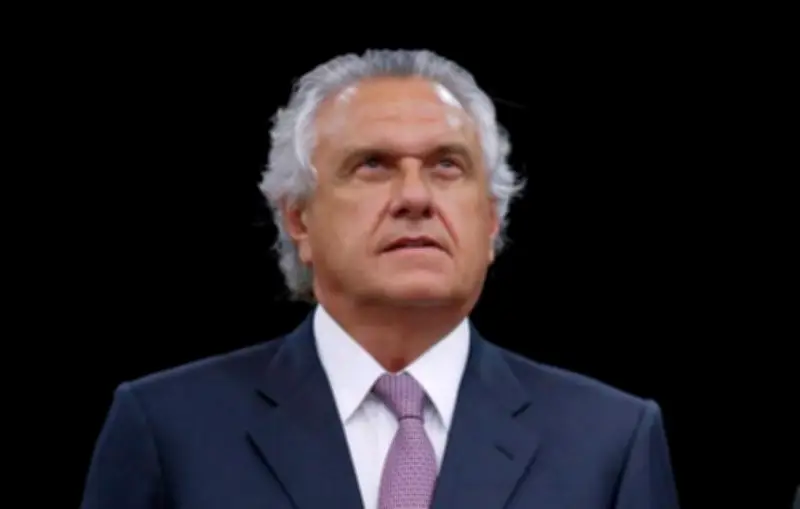 Caiado duvida que Flávio Bolsonaro vença Lula no 2º turno