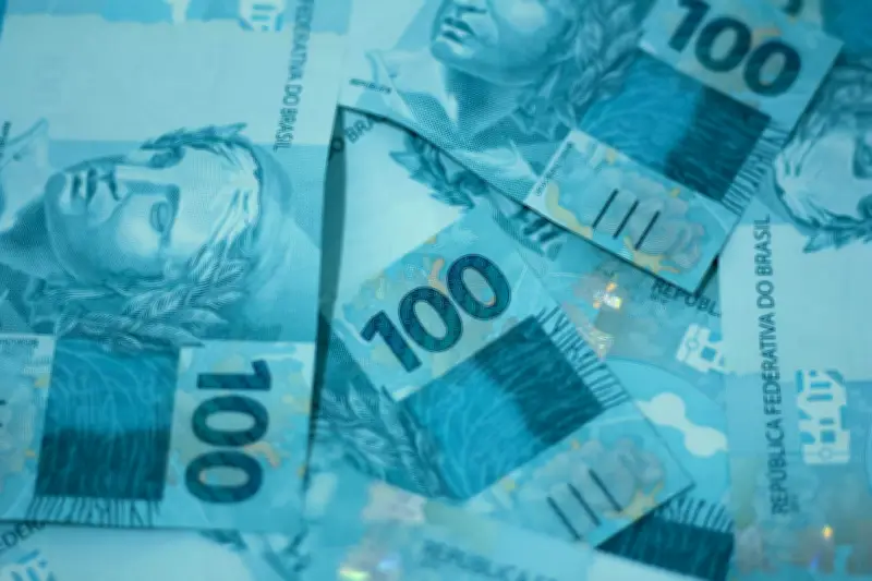 CDBs pagam até 15,28% ao ano com dólar acima de R$ 5,10
