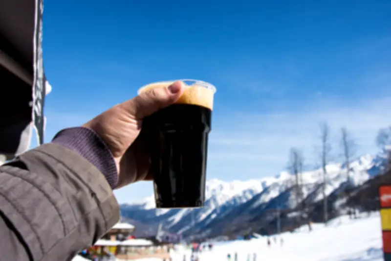 Cervejas para o inverno: estilos que aquecem e encantam