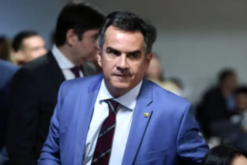Ciro Nogueira vai à ONU em NY com viagem paga pelo Senado