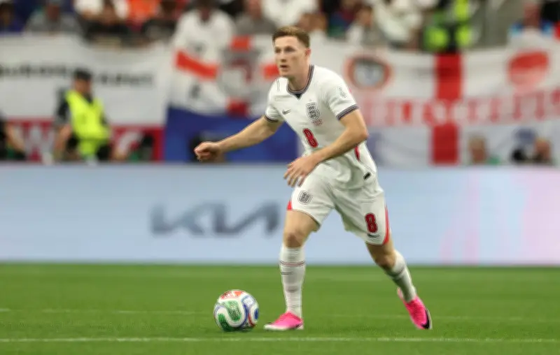 City fecha contratação de Elliot Anderson por R$ 890 milhões