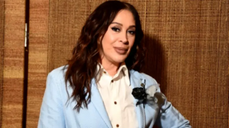 Claudia Raia relata menopausa e médicos explicam síndrome musculoesquelética