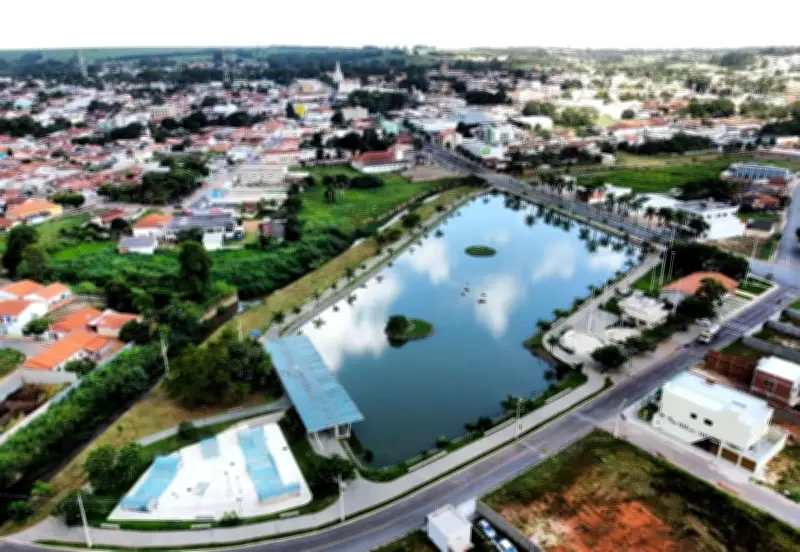 Câmara de Ipameri abre concurso com 70 vagas e salários de até R$ 8,5 mil