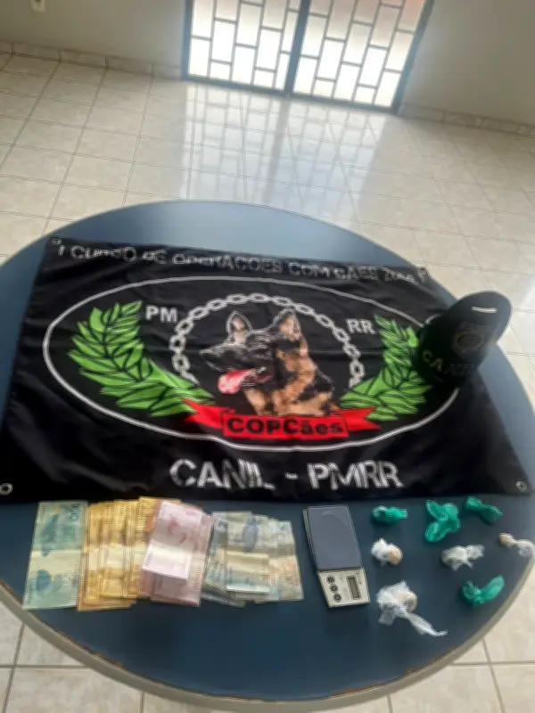 Cão policial encontra drogas no travesseiro de adolescente em Boa Vista