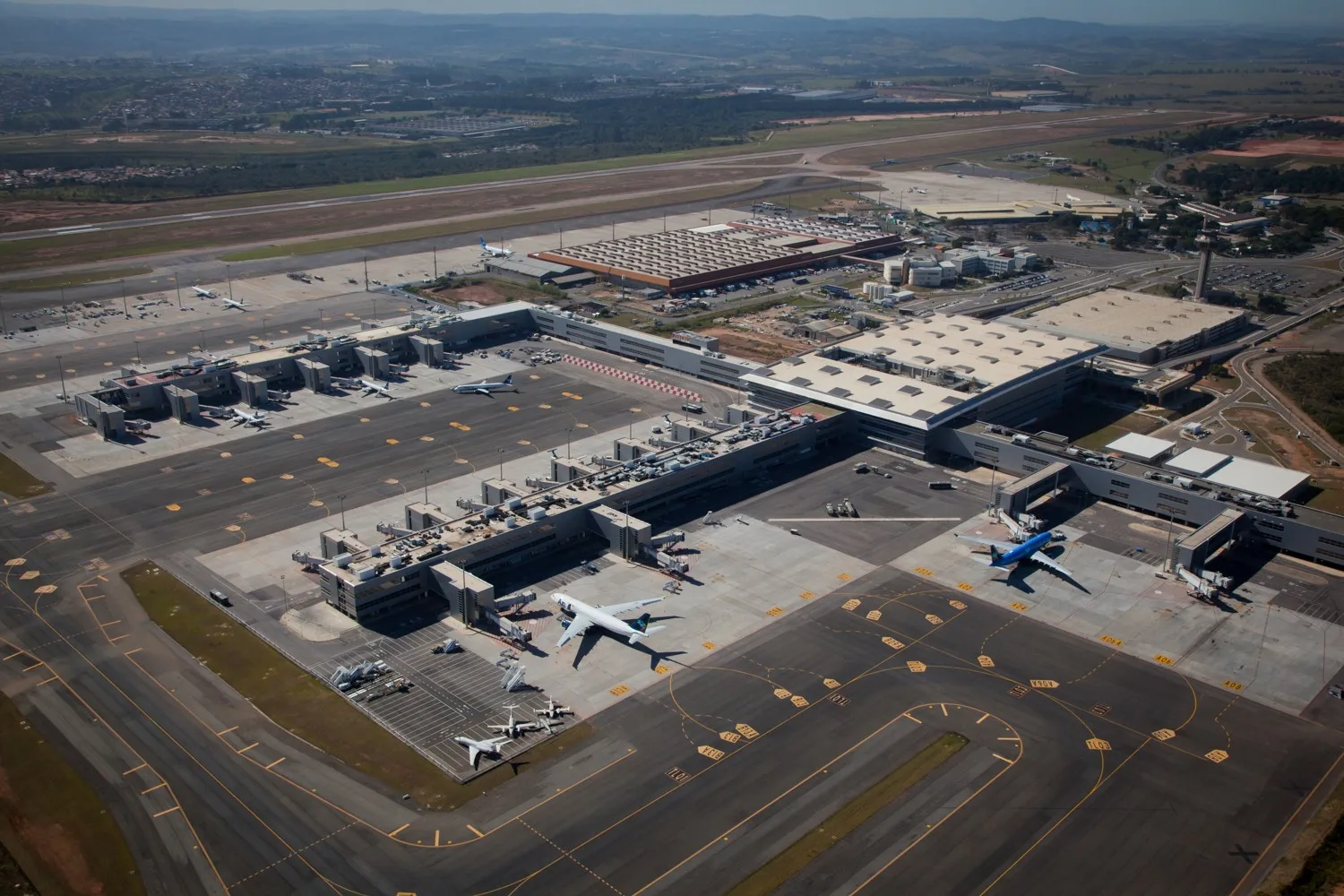 Comissão discute antecipar construção da segunda pista do Aeroporto de Viracopos