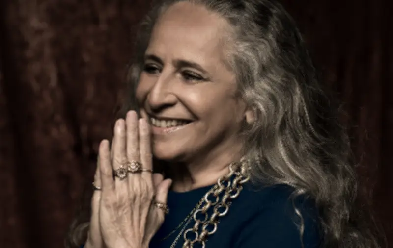 Compositores celebram Maria Bethânia: 'maior intérprete do Brasil' aos 80