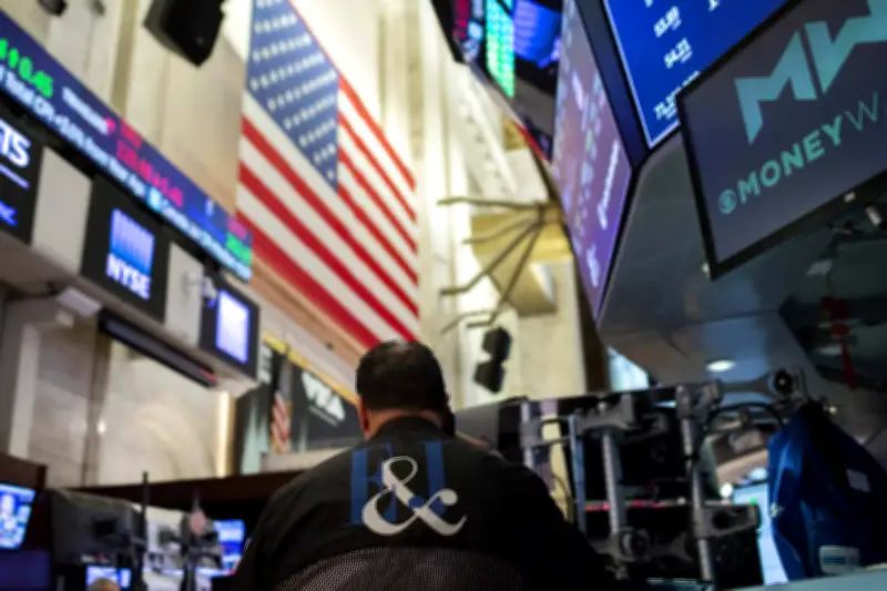 Concentração das '7 Magníficas' transforma S&P 500 e cria riscos
