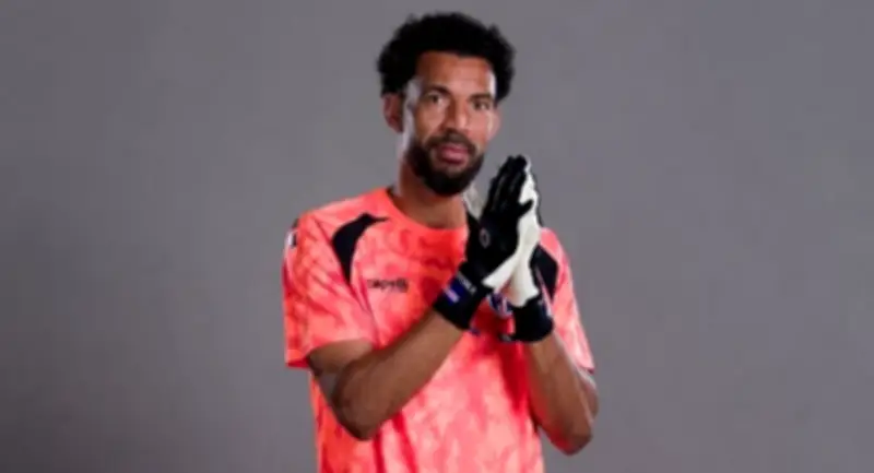 Conheça Vozinha, goleiro de Cabo Verde de 40 anos na Copa