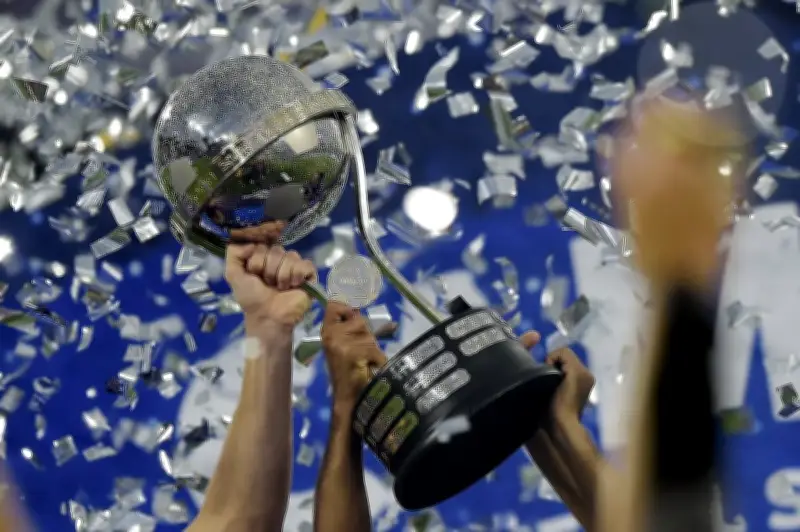 Conmebol define datas e horários dos play-offs da Sul-Americana 2026