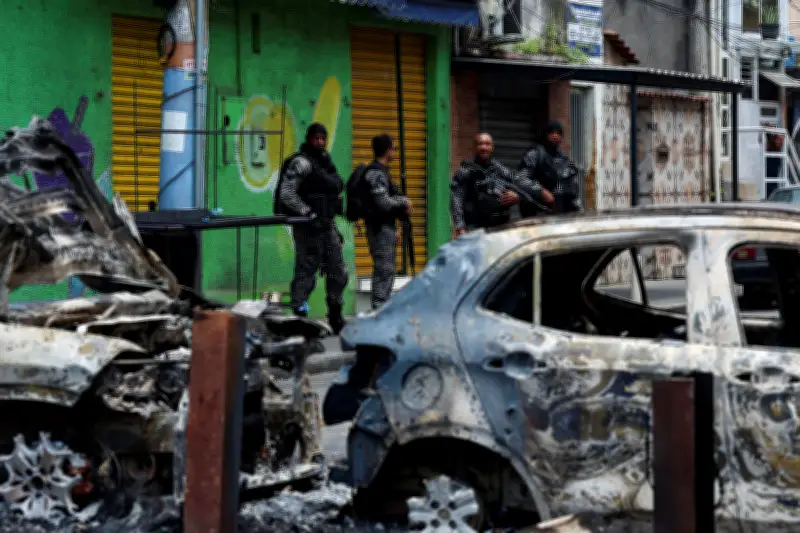 Consequências legais da designação do PCC e CV como terroristas