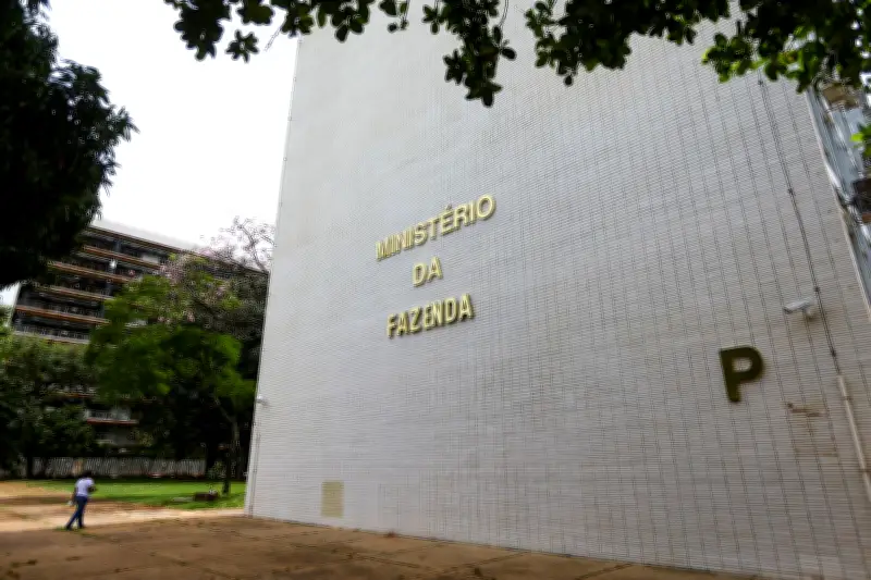 Contador de Goiânia explica como abrir empresas em 24h