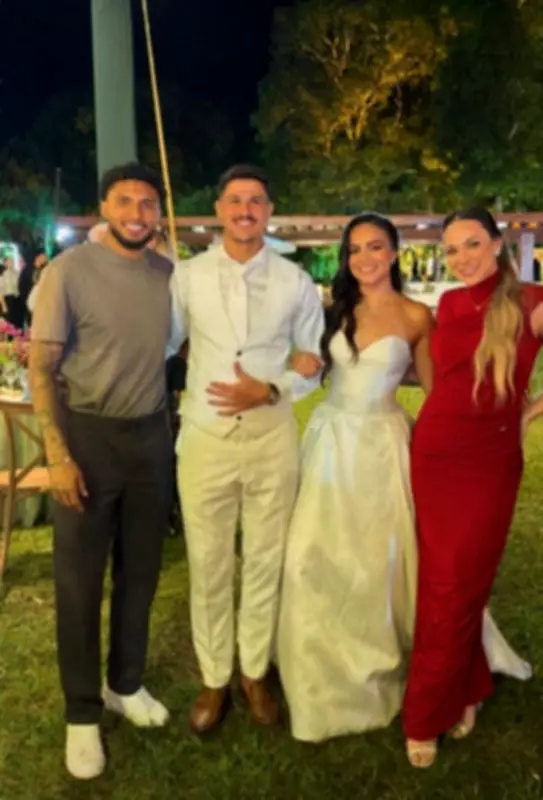 Convocado na vaga de Wesley, Ederson estava em um casamento durante amistoso entre Brasil e Egito