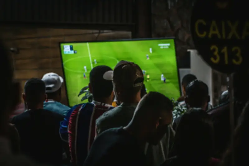 Copa do Mundo 2026 impulsiona procura por eletrônicos no Brasil