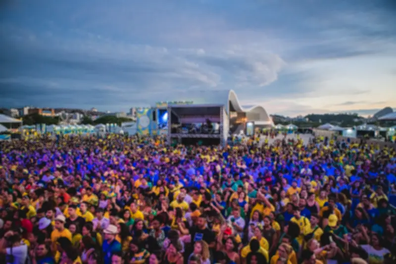 Copa em Niterói: Ludmilla, samba e telões espalhados pela cidade
