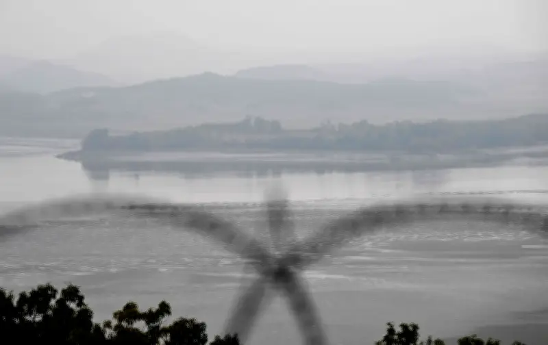 Coreia do Sul detém soldado norte-coreano após cruzar fronteira