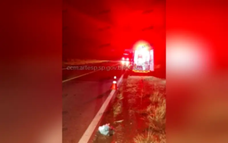Corpo de pedestre com sinais de atropelamento é encontrado na SP-250