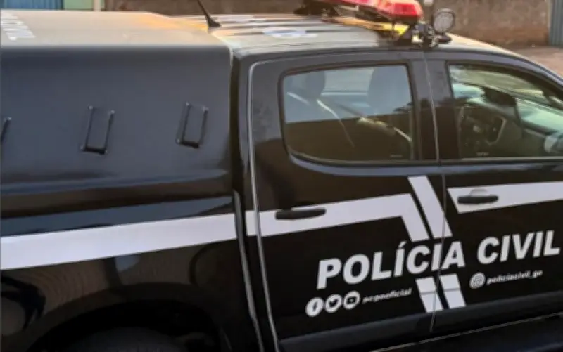 Criança de 7 anos é baleada no rosto em Uruaçu; padrasto é preso