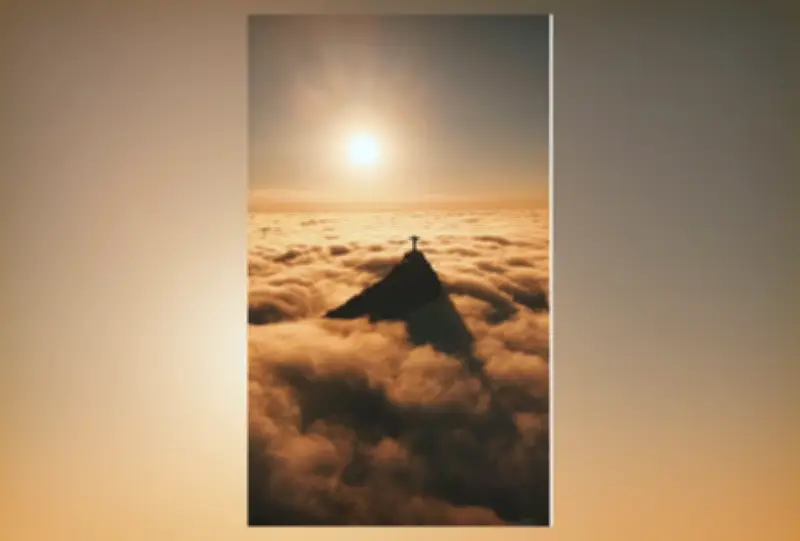 Cristo Redentor 'flutua' sobre neblina e viraliza; veja vídeo