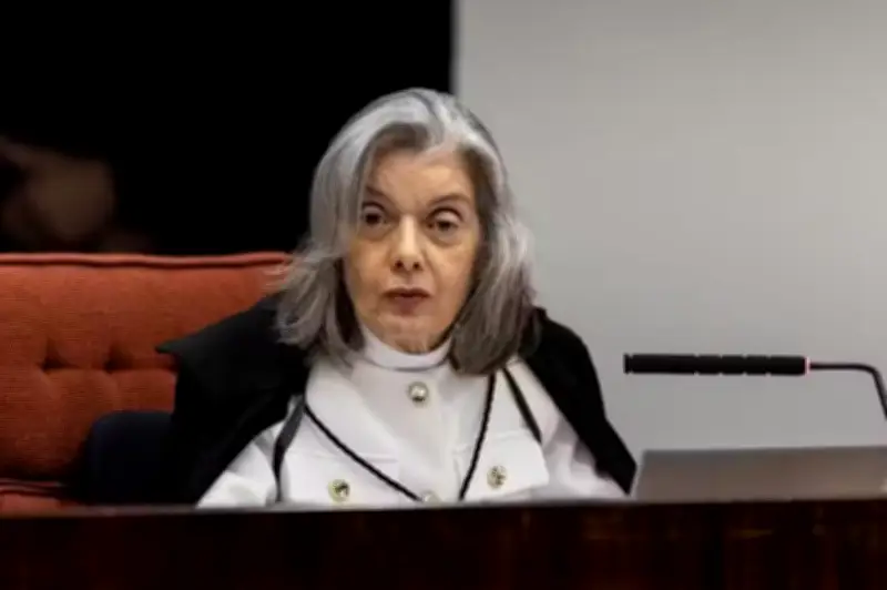 Cármen Lúcia alerta que IA ameaça liberdade de voto e Justiça Eleitoral