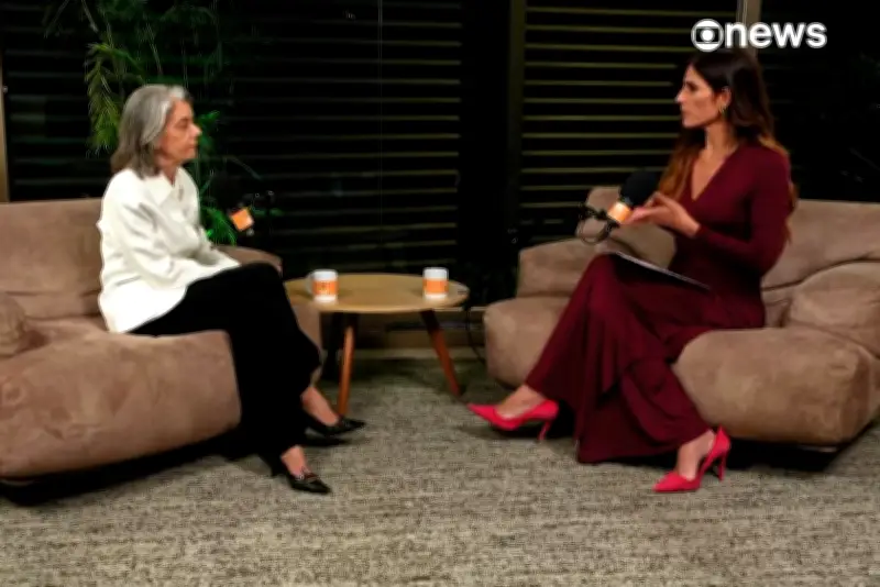 Cármen Lúcia anuncia código de ética para Judiciário e critica uso do gênero como salvo-conduto