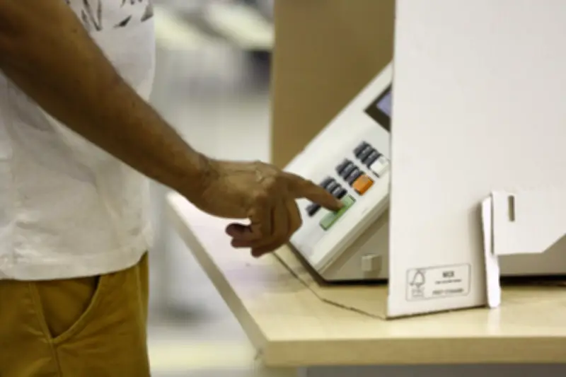 Datafolha: 38% dos brasileiros não lembram voto para governador em 2022