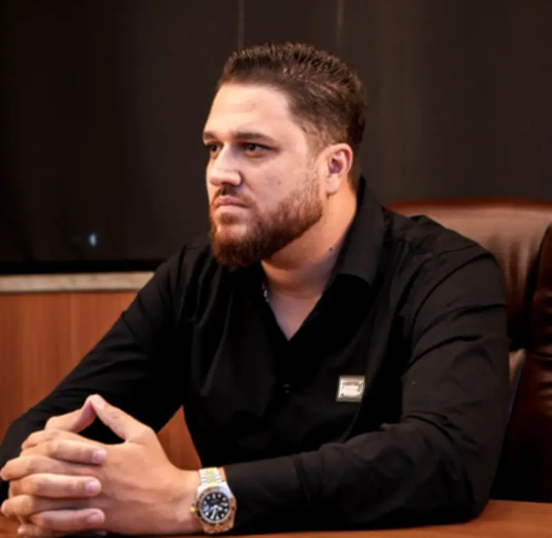 De motoboy a CEO: Junior Duarte leva Grupo Bauru aos EUA
