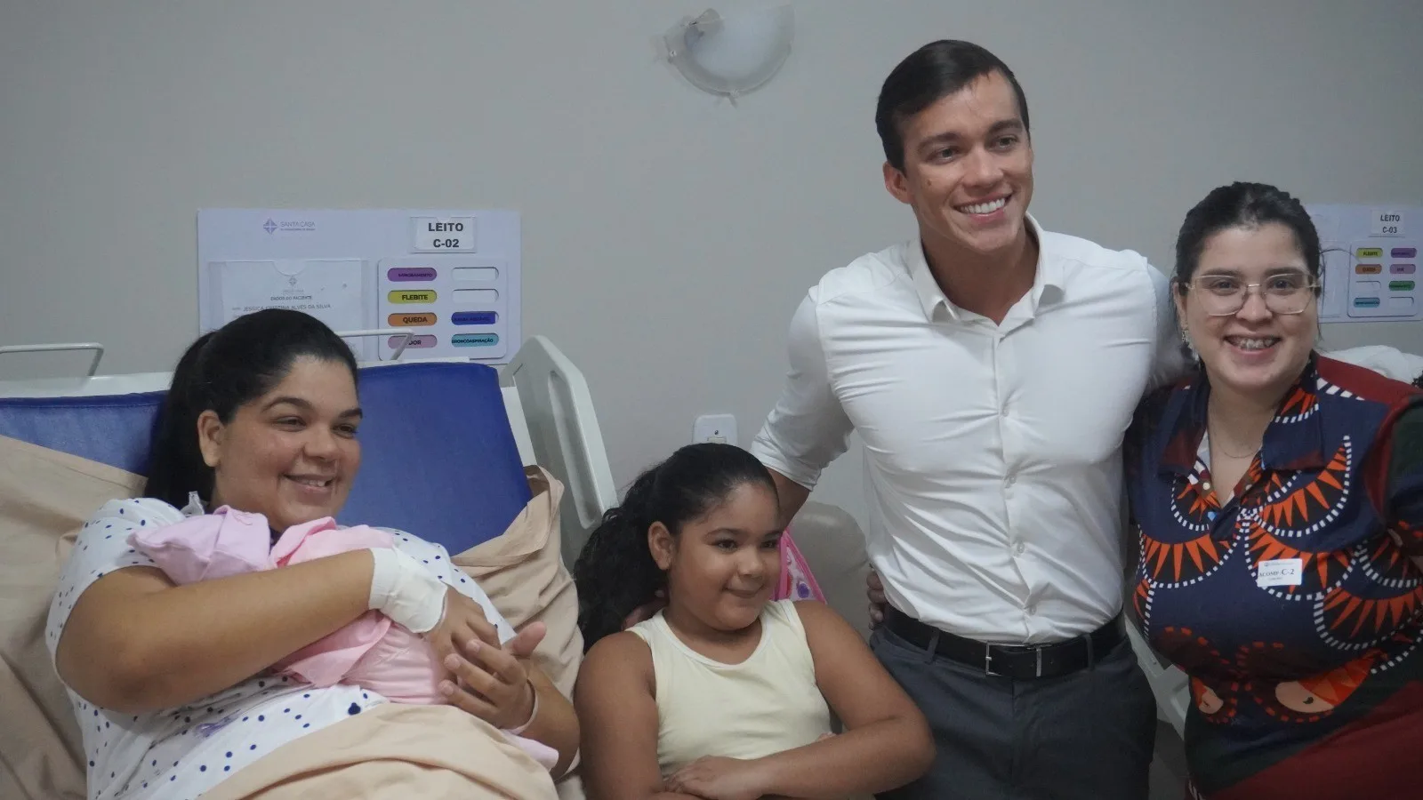Deputado Leonam visita Maternidade Nossa Senhora da Guia e destaca importância para saúde pública