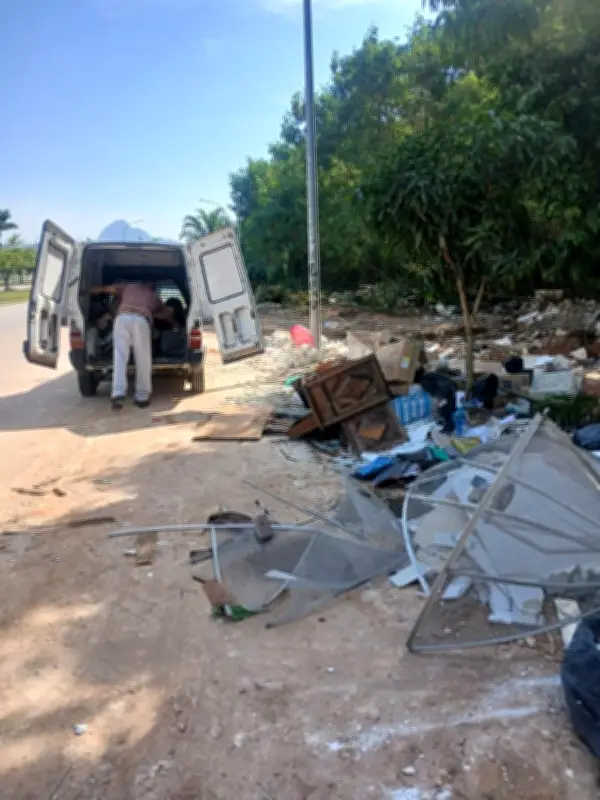 Descarte ilegal de lixo no Rio gera 120 multas em dois meses