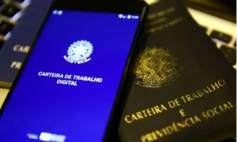 Desemprego no Brasil cai a 5,8% em abril, menor taxa da série histórica