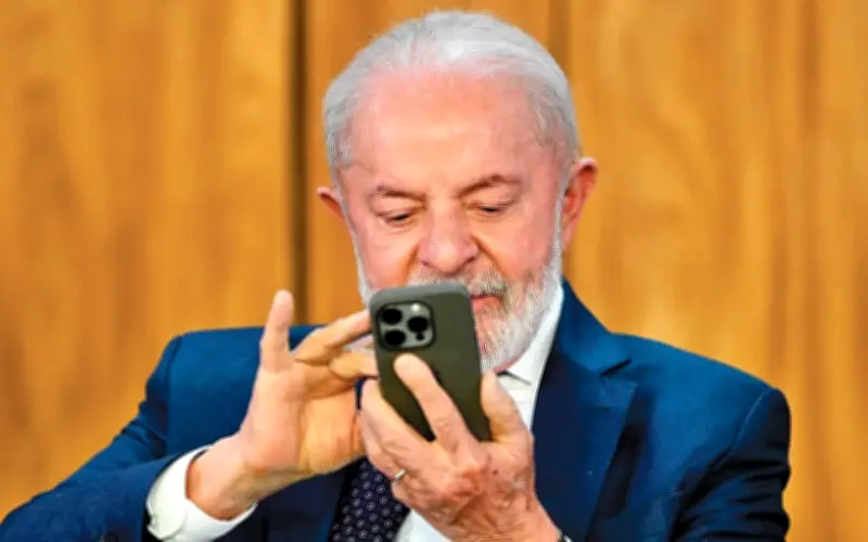 Disputa por estratégia digital na pré-campanha de Lula esquenta bastidores