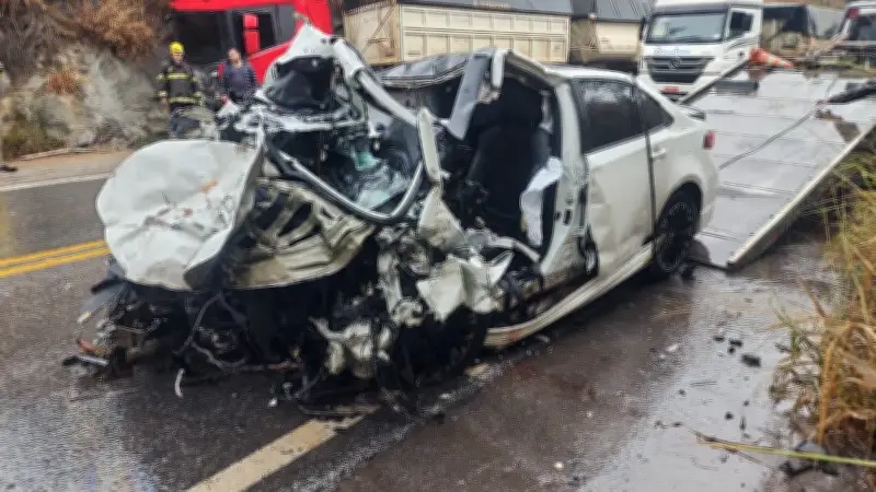 Dois homens morrem em grave acidente na BR-354 em Formiga
