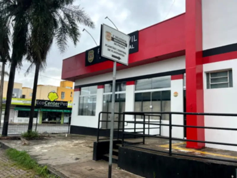 Dois homens são baleados dentro de mercado em Campinas