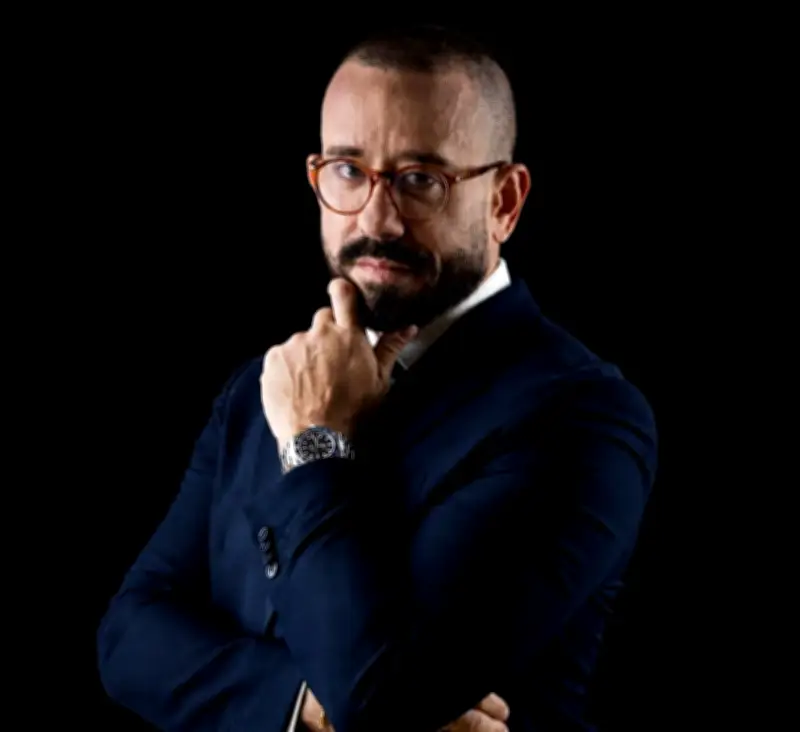 Dr. Diogo Viana alerta sobre implantes hormonais e falsas promessas