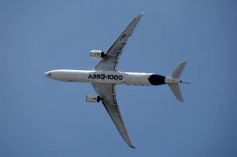 EASA exige inspeções urgentes em 16 Airbus A380 por rachaduras nas asas