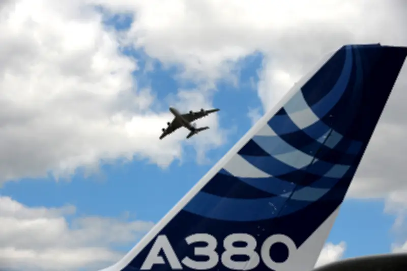 EASA exige inspeção urgente em 16 Airbus A380 por fissuras nas asas