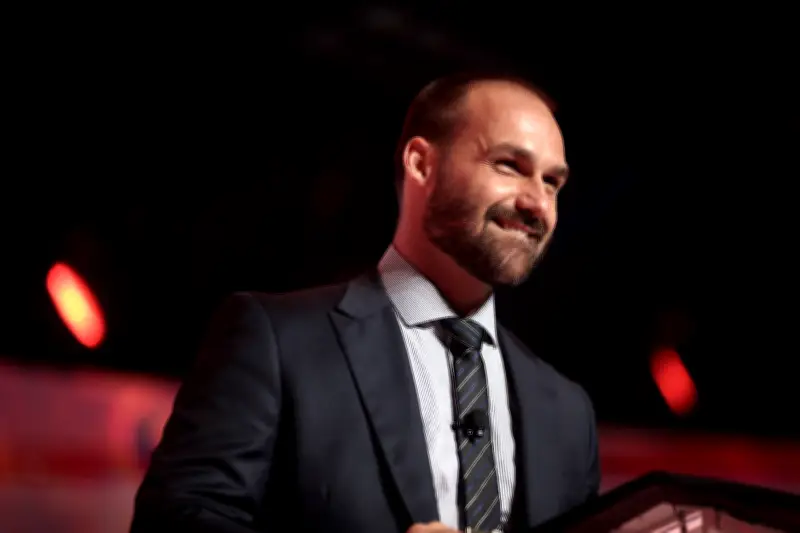 Eduardo Bolsonaro sugere usar Zelle como argumento contra tarifas dos EUA