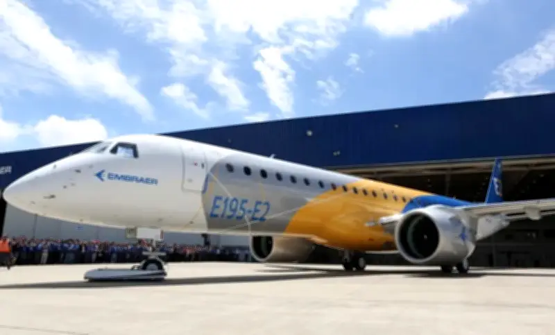 Embraer celebra 500 encomendas de jatos E2 com venda à Azorra