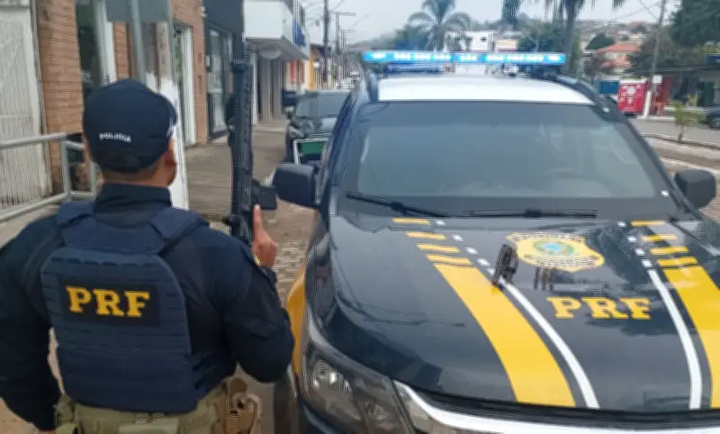 Empresário sequestrado é resgatado pela PRF na BR-116; três presos