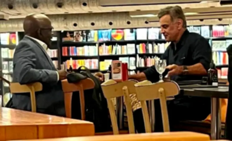 Encontro entre Aécio e Joaquim Barbosa surpreende aliados