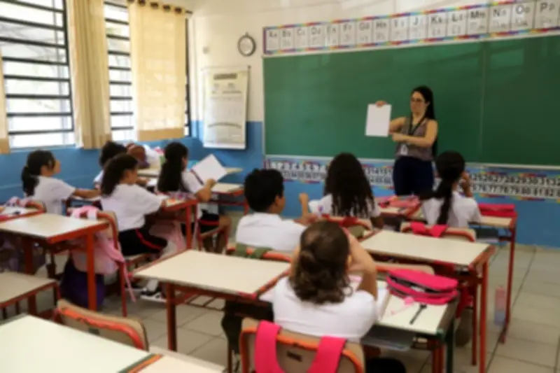Escassez de professores ameaça educação básica no Brasil