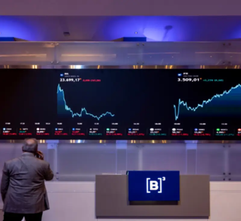 Estrangeiros retiram R$ 15,7 bi da B3 em maio, maior saída desde 2020
