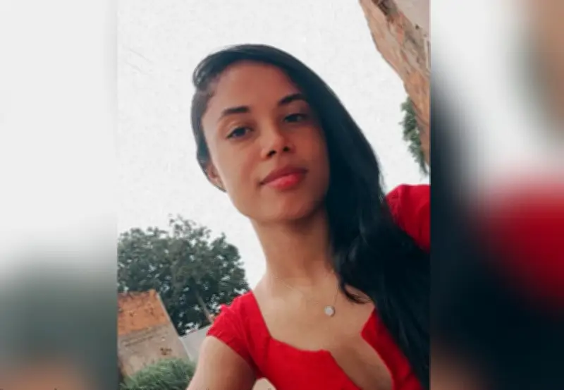 Estudante morta em acidente ia visitar pais; família aguarda entrega do pé