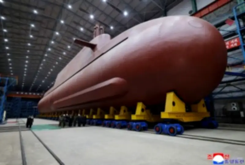 Estudo alerta para nova corrida armamentista nuclear com gastos recordes