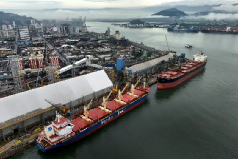 EUA propõem tarifa de 25% sobre exportações brasileiras; entenda