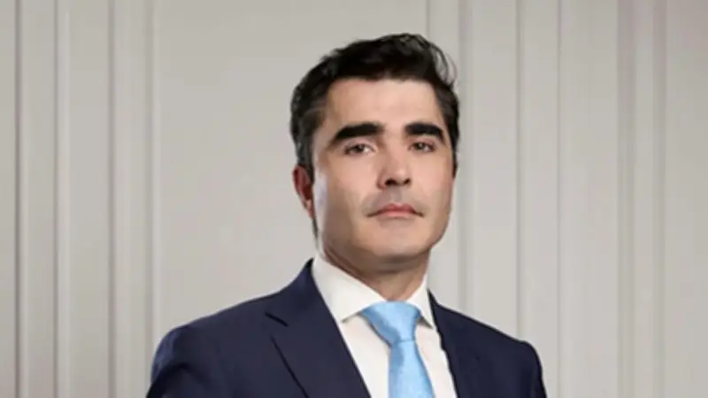 Ex-assessor do Ministério da Justiça de Portugal é acusado de 8 mil crimes de pedofilia