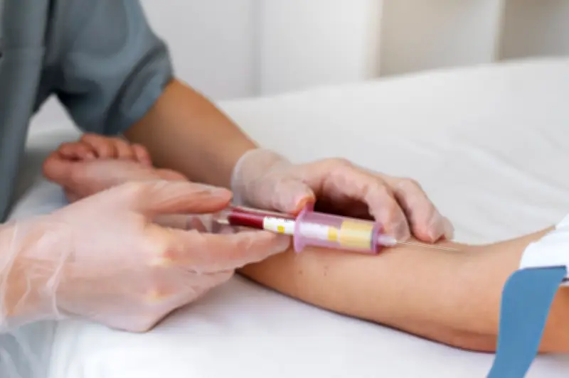 Exame de sangue prevê câncer de pulmão até 5 anos antes
