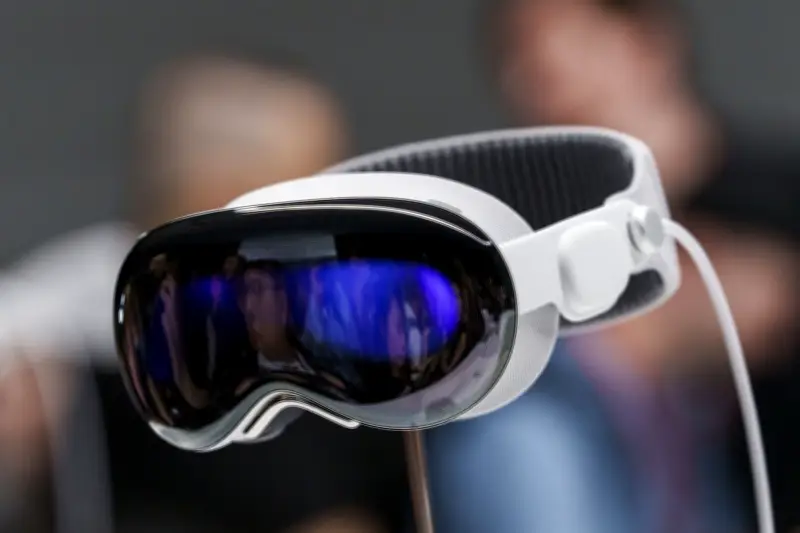 Executivo da Apple migra para área de dispositivos da OpenAI